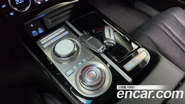 Genesis G80 RG3 — Фото автомобиля 12