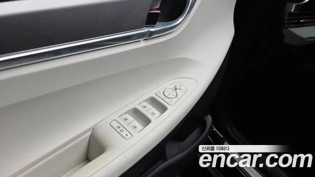 Hyundai Grandeur New — Фото автомобиля 28