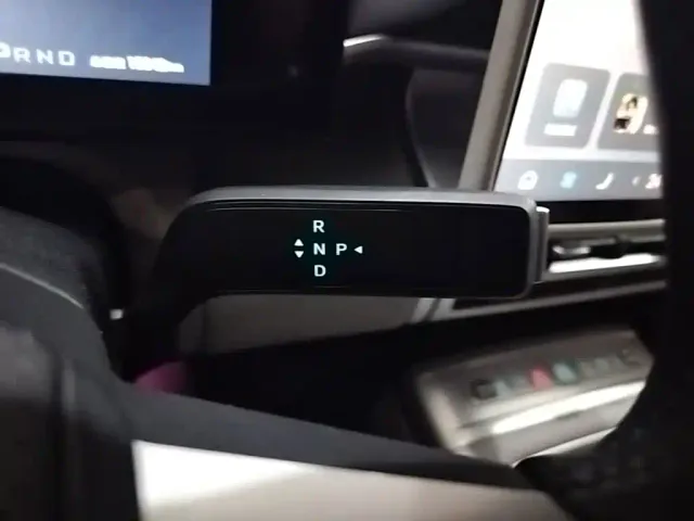 Fang Cheng Bao Titanium 7 2025 AWD Base Model — Фото автомобиля 13