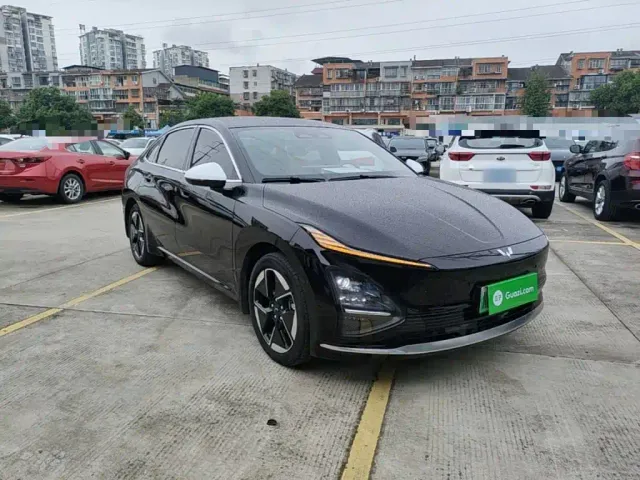 Wuling Starlight — Фото автомобиля 3