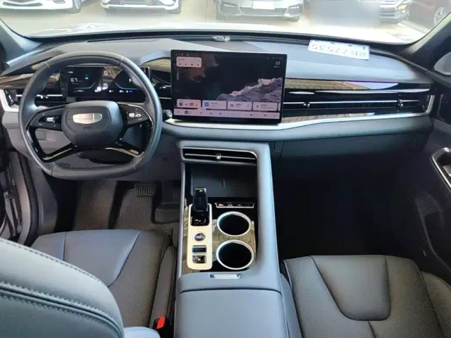 Geely Boyue — Фото автомобиля 9