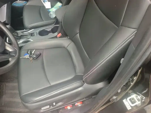 Toyota Corolla Cross — Фото автомобиля 11