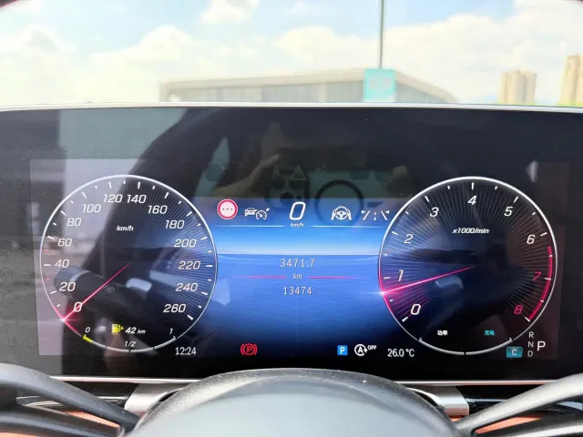 Mercedes-Benz S-Class — Фото автомобиля 18