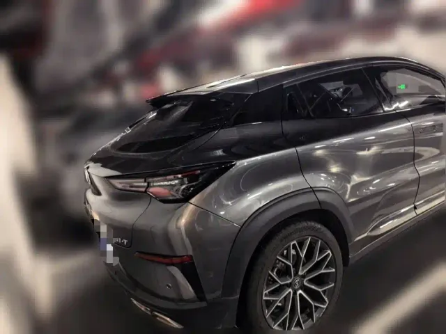 Changan UNI-T — Фото автомобиля 4
