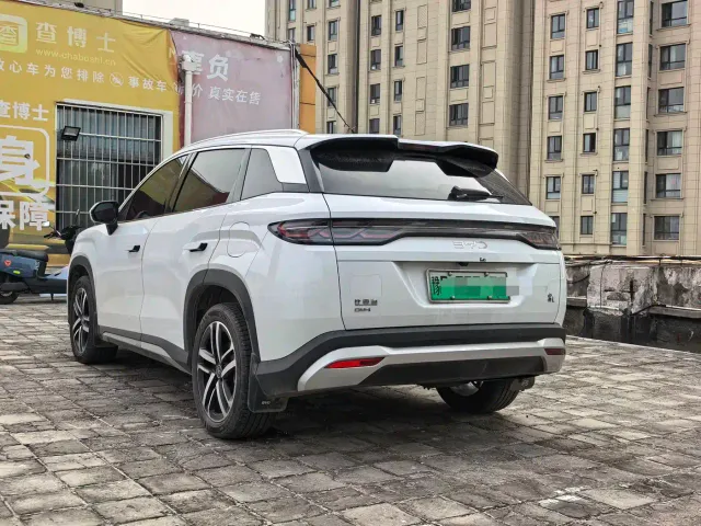 BYD Song L DM-i 2024 112km Leading Edition — Фото автомобиля 5