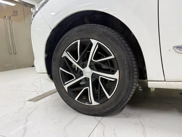 Haval Jolion — Фото автомобиля 7