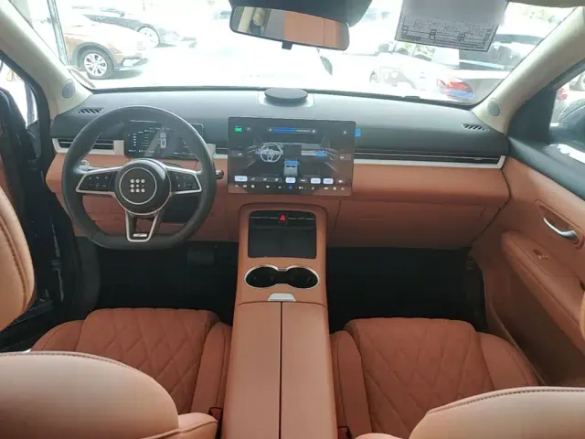 Landian E5 PLUS — Фото автомобиля 9