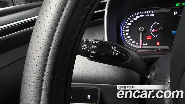 Hyundai Tucson Tucson (NX4) Дизель 2.0 2WD — Фото автомобиля 19