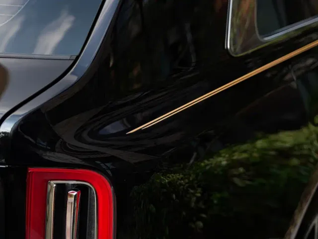 Rolls-Royce Cullinan — Фото автомобиля 8
