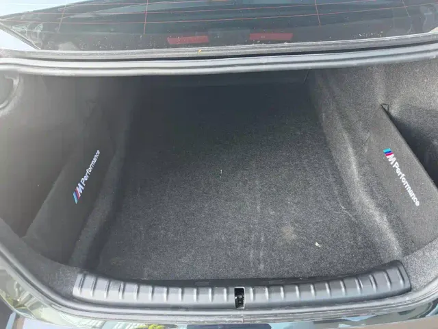 BMW 5 Series — Фото автомобиля 5