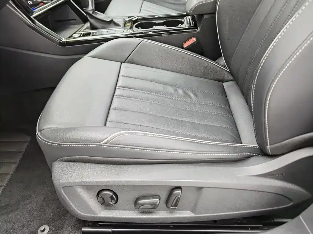 Volkswagen Passat 2022 330TSI Elite Edition — Фото автомобиля 20