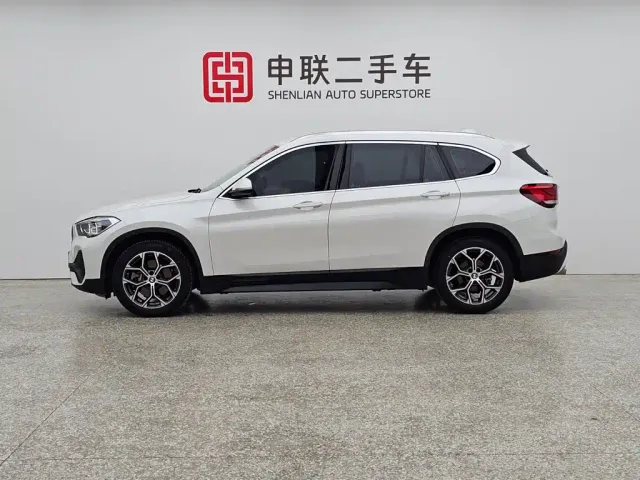 BMW X1 — Фото автомобиля 4