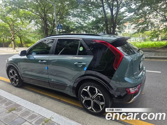 Kia Niro The All New Niro Signature — Фото автомобиля 4