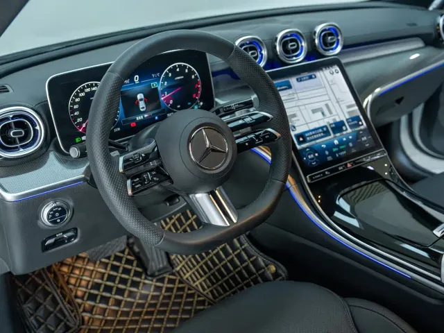 Mercedes-Benz C-Class — Фото автомобиля 10