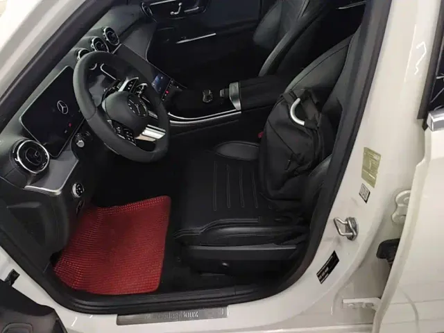 Mercedes-Benz C-Class — Фото автомобиля 14