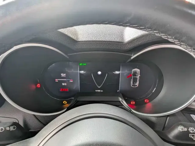 Alfa Romeo Stelvio — Фото автомобиля 15