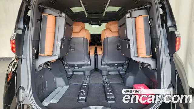 Toyota Alphard — Фото автомобиля 21