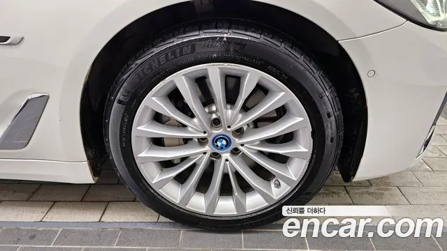 BMW 5-Series 5 серия (G30) — Фото автомобиля 5