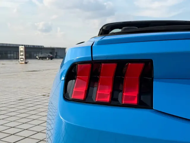 Ford Mustang — Фото автомобиля 15
