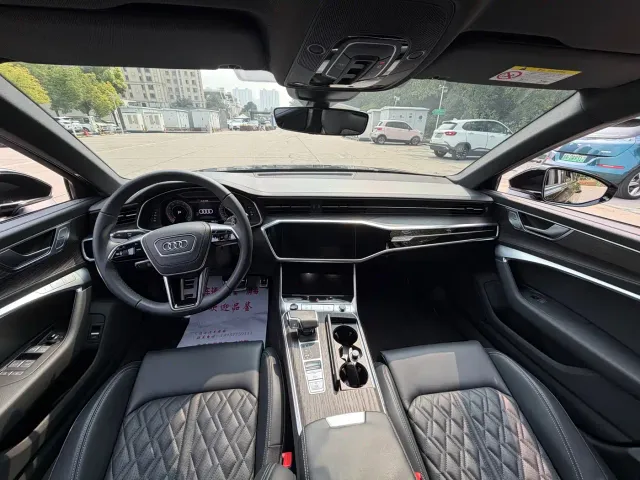 Audi A6L — Фото автомобиля 15