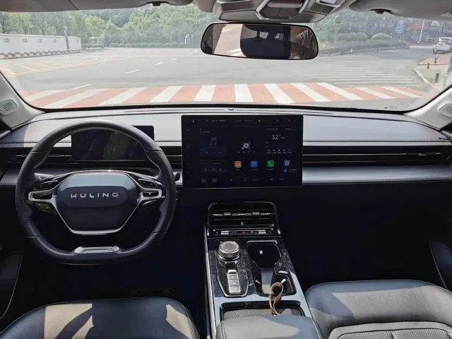 Wuling Starlight — Фото автомобиля 5
