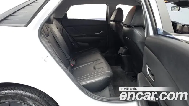 Hyundai Avante — Фото автомобиля 17