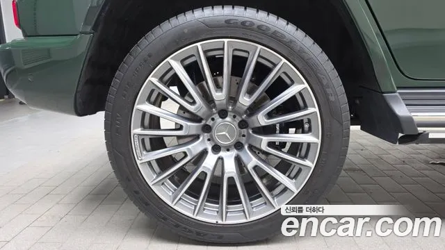 Mercedes-Benz G-Class — Фото автомобиля 5