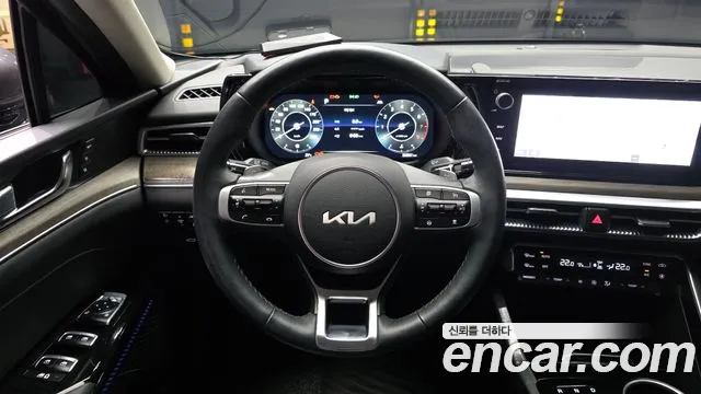 Kia K5 Generation 3 — Фото автомобиля 13
