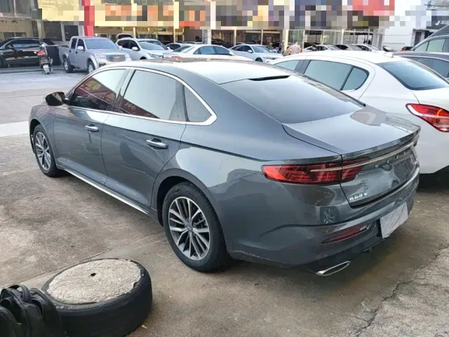 Geely Xingrui — Фото автомобиля 4