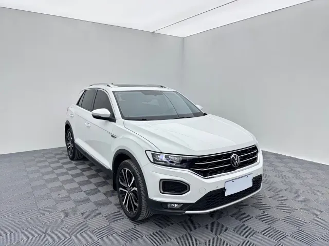 Volkswagen T-Roc — Фото автомобиля 3
