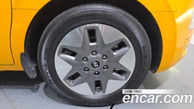 Hyundai Staria Staria L3.5 Школьный автобус — Фото автомобиля 19