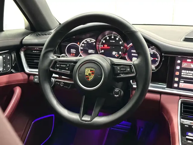 Porsche Panamera — Фото автомобиля 18