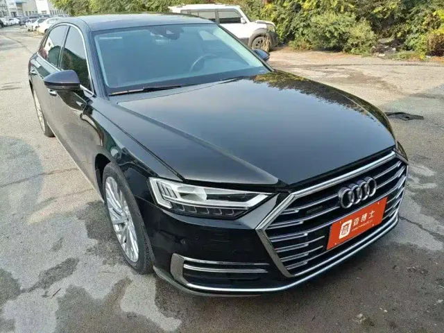 Audi A8 — Фото автомобиля 5