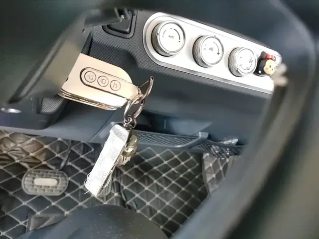 Wuling Hongguang Mini EV — Фото автомобиля 8