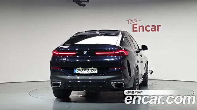 BMW X6 — Фото автомобиля 3