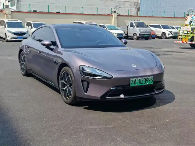 Xiaomi SU7 — Фото автомобиля 3