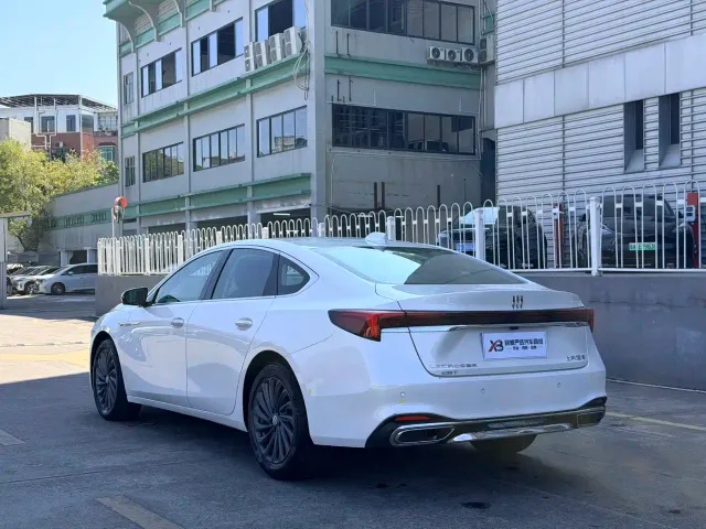 Buick LaCrosse — Фото автомобиля 3