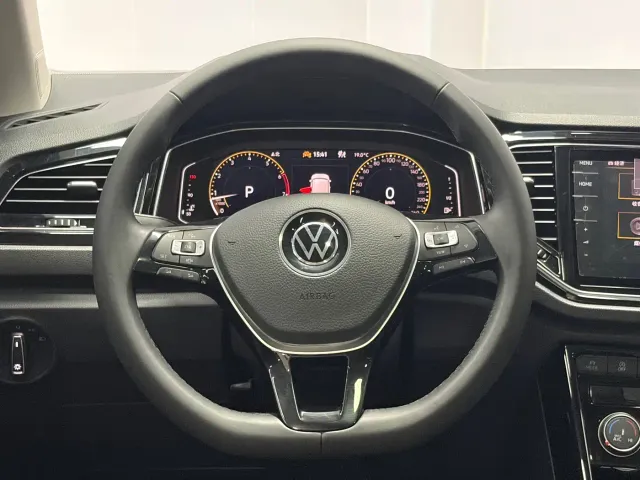 Volkswagen T-Roc — Фото автомобиля 7