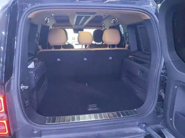 iCAR V27 — Фото автомобиля 5