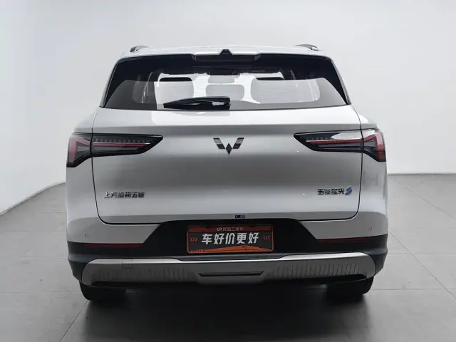 Wuling Starlight S — Фото автомобиля 4