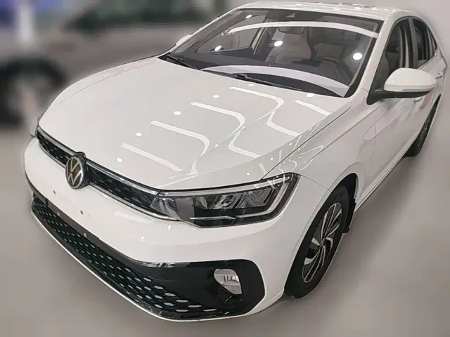Фотография автомобиля — Volkswagen Lavida