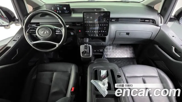 Hyundai Staria — Фото автомобиля 10