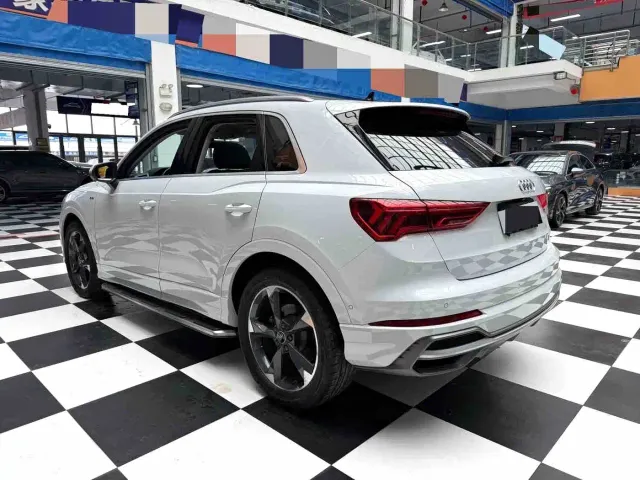 Audi Q3 — Фото автомобиля 19