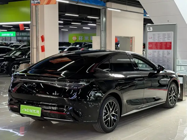 BYD Seal 07 DM-i — Фото автомобиля 9