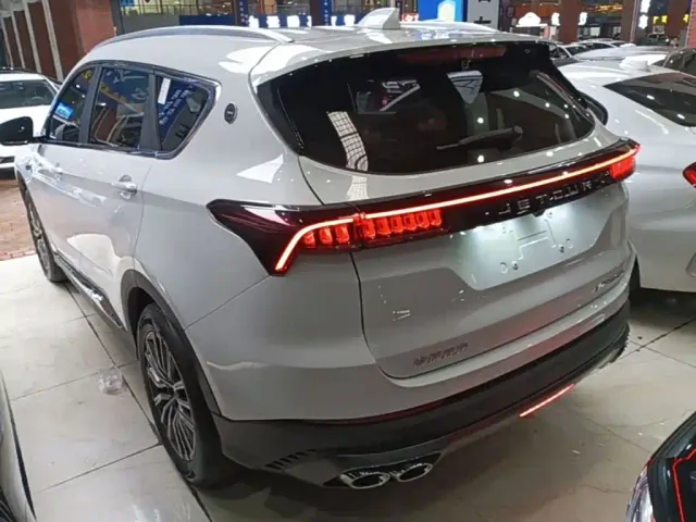 Jetour X70 Plus — Фото автомобиля 4