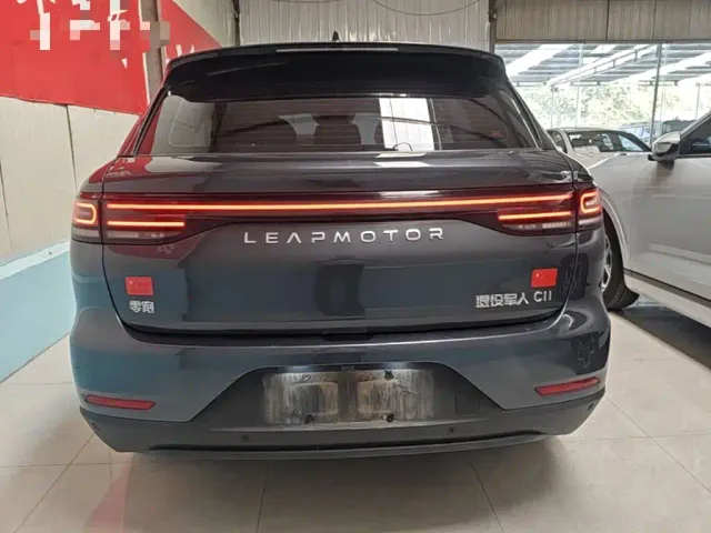 Leapmotor C11 — Фото автомобиля 5