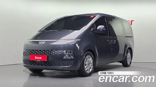 Фотография автомобиля — Hyundai Staria