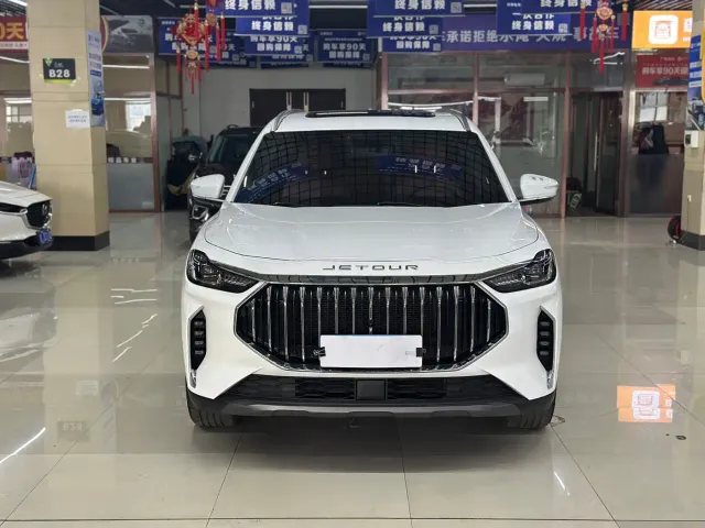 Jetour X70 Plus — Фото автомобиля 3