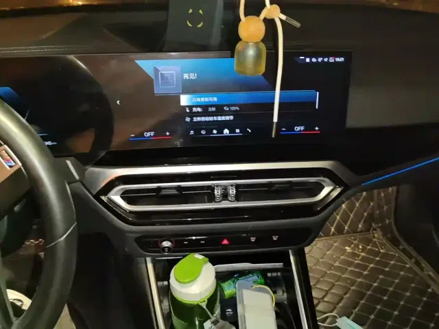BMW i3 — Фото автомобиля 13