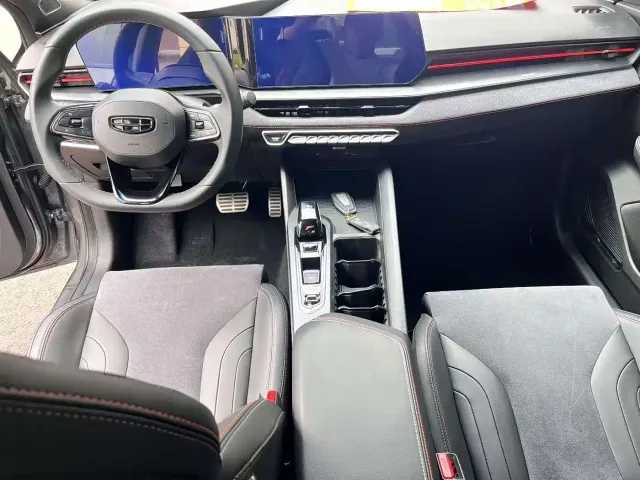 Geely Binrui — Фото автомобиля 4
